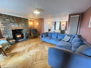 Photo 6- click for photo gallery